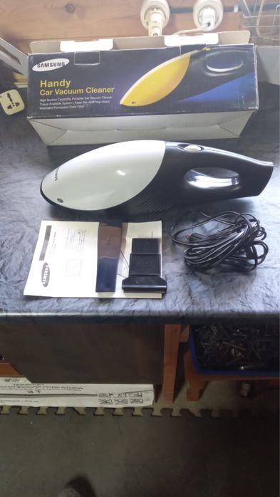 Пылесос автомобильный