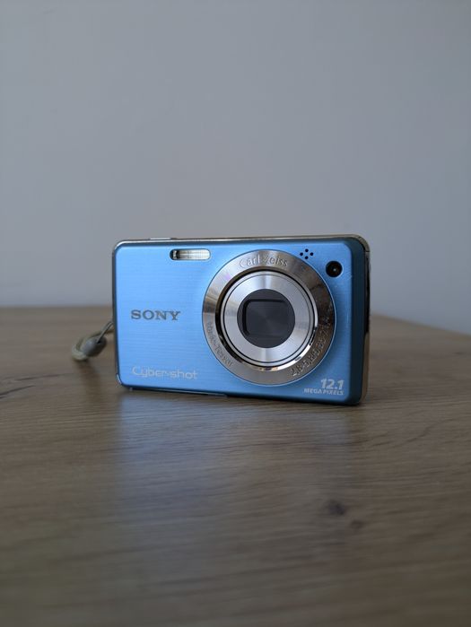 Sony Cybershot DSC-W220 УНИКАЛНИ СНИМКИ Дигитален Фотоапарат в Отлично състояние