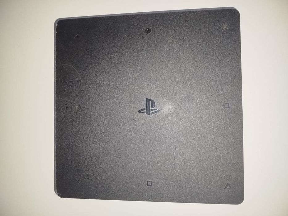 Sony PlayStation 4 slim 1TB
