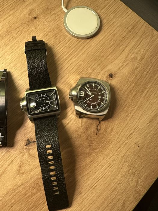 Dau la schimb  3 ceasuri diesel si 2 fossil in stare  foate buna