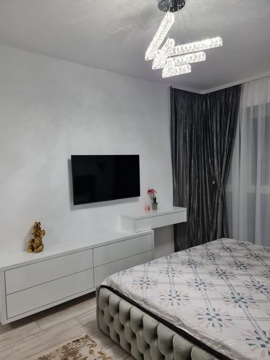 Apartament 3 camere de inchiriat Adora Park