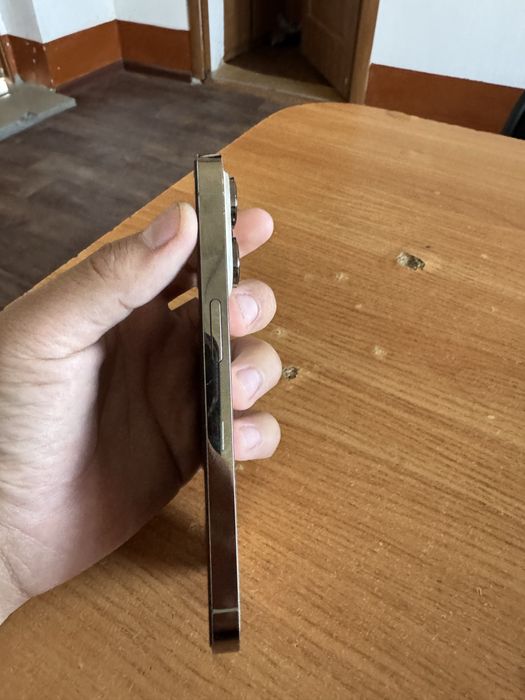 Продам iPhone 14 pro 256гб