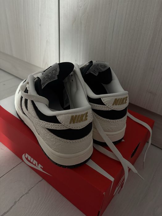 Nike dunk black sail