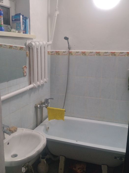 Уи сатылады 5 болме