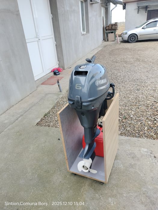 Vând motor barca Yamaha 8cp