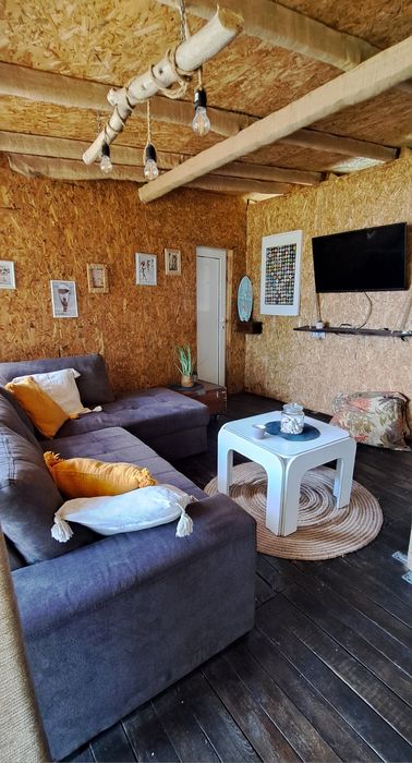 Каравана в къмпинг Китен