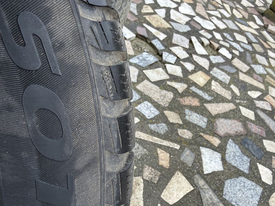 roti BMW 225/60 r18 x3 g01 cu cauciucuri runflat de iarna