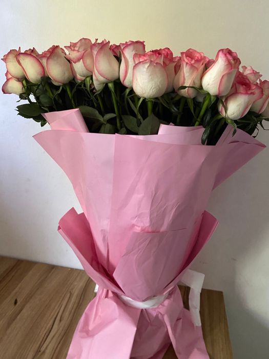 Цветы 101 роза гул