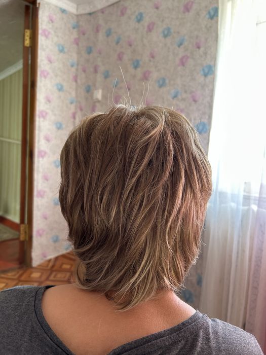 продам парик новый