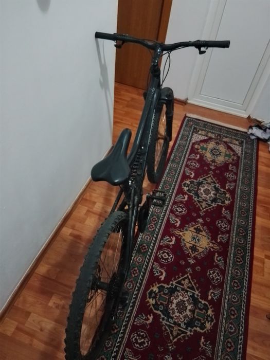 Vând bicicleta full suspension in stare buna