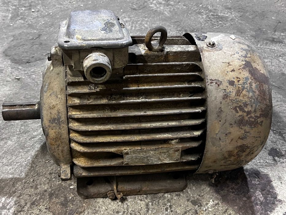 продам электродвигатель