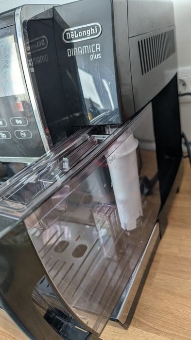 Espressor automat DeLonghi Dinamica Plus ECAM 370.70.B | LatteCrema