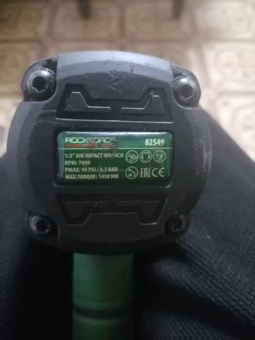 Продам пневмо гайковерт