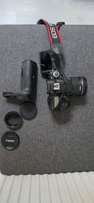 Canon 90D si 10-18 mm in stare foarte buna