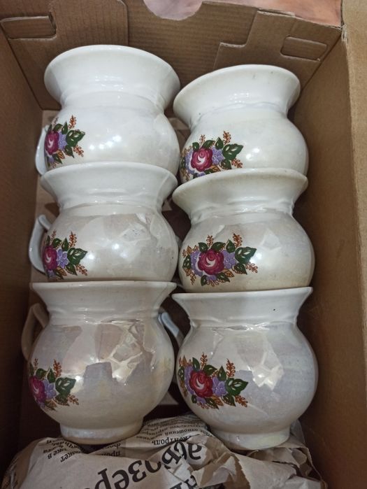 Кружки фарфоровые