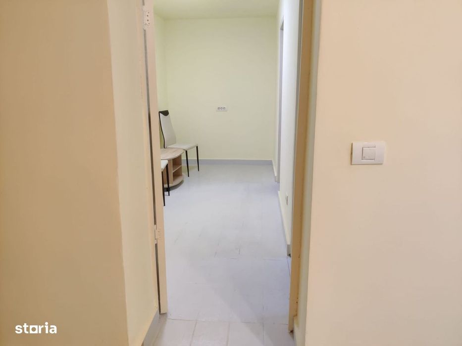 Apartament 2 camere la demisol 43 mp - Hasdeu / Central