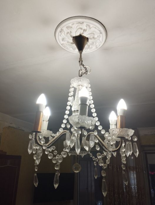 Люстра потолочная