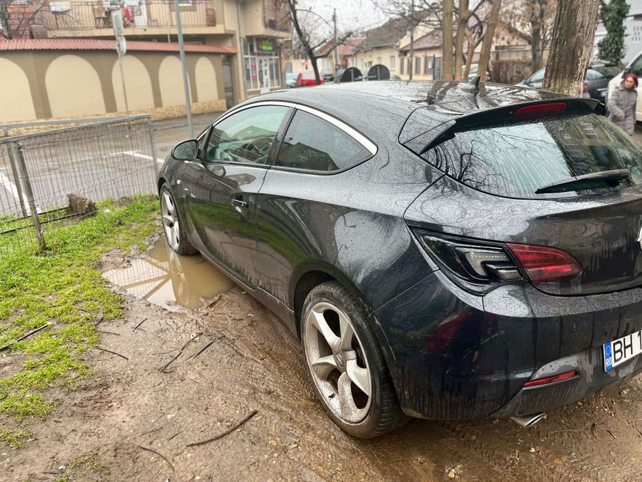 Opel Astra GTC,unic proprietar