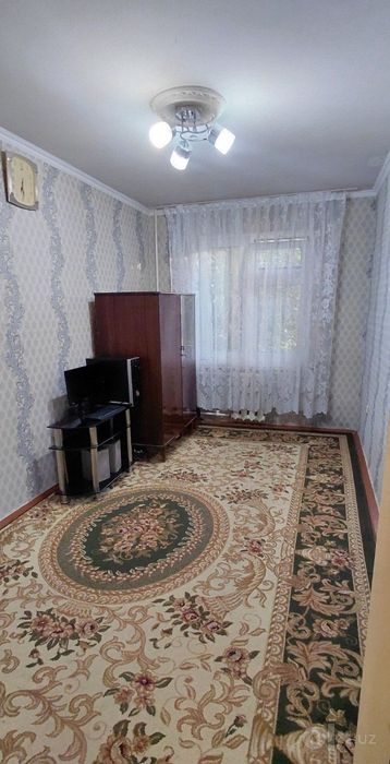 СРОЧНО Продаётся квартира Чиланзар 24 квартал 3-этаж 2-комнат с мебель