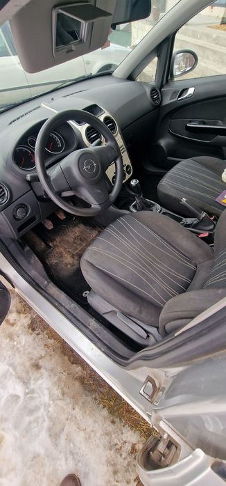 Opel corsa 2008  1.3 diezel