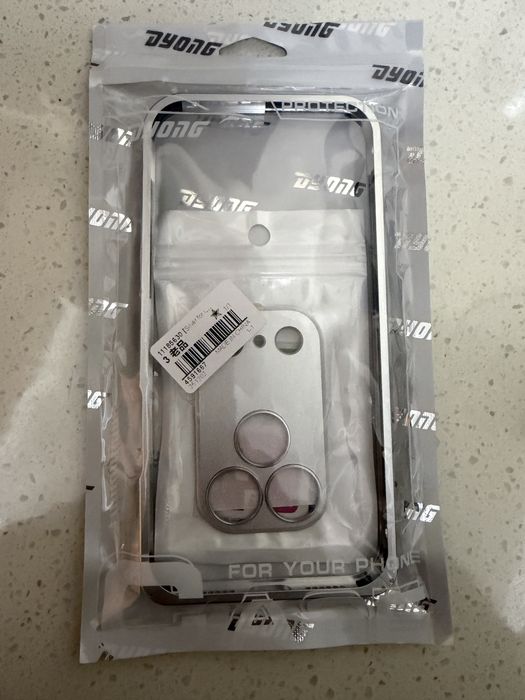 Iphone 17 pro Max метал чехол