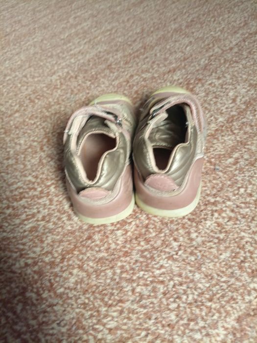 Adidasi Biomecanicsnr 21