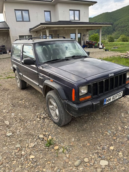 JEEP Cherokee