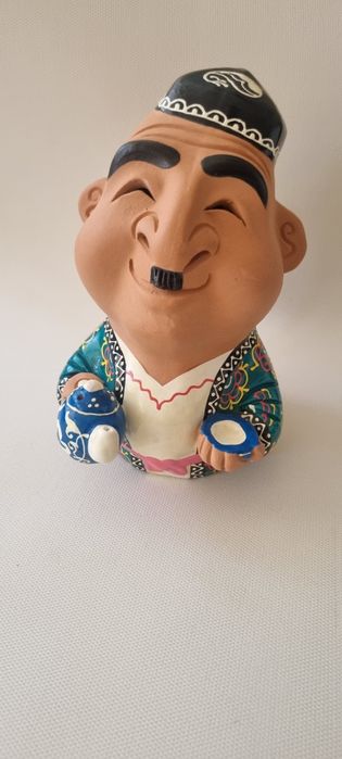 Статуэтки сувениры из глины