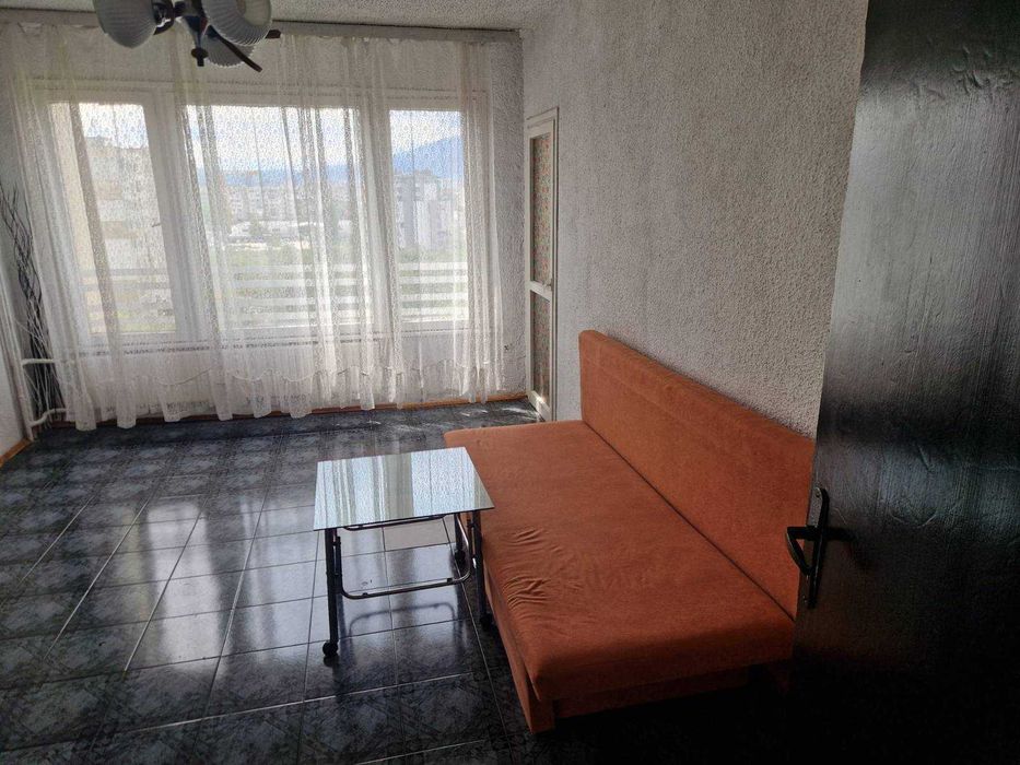Тристаен апартамент Левски Г -165500евро