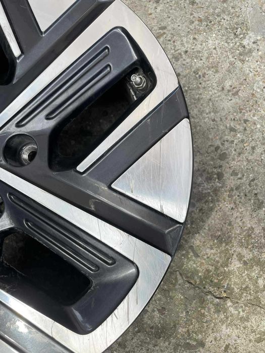 Оригинална джанта хюндай кона hyundai kona electric djanta имам  врати