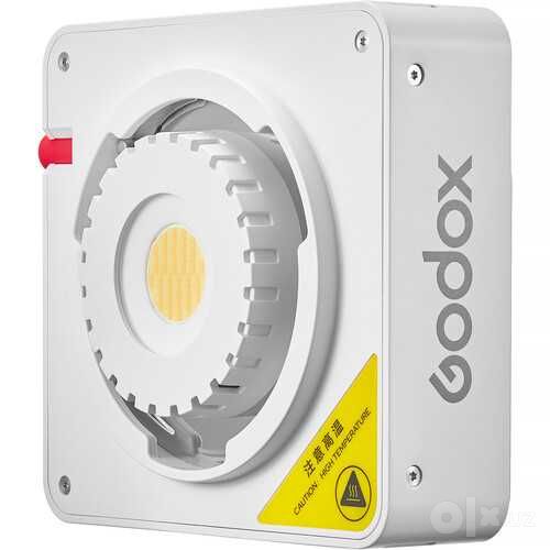 Godox ML100Bi. Гарантия, 12 месяцев с момента покупки.