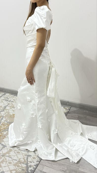 Свадебное белое платье