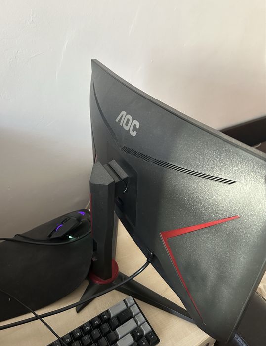 Vand Monitor AOC 144HZ