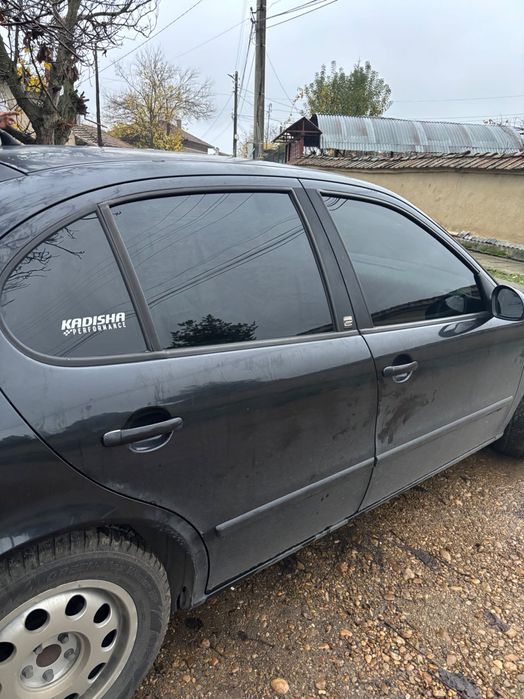 Затъмняване на автостъкла