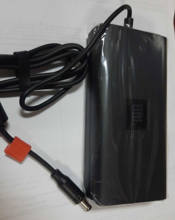 Jbl boombox 2 зарядкчик оригинал