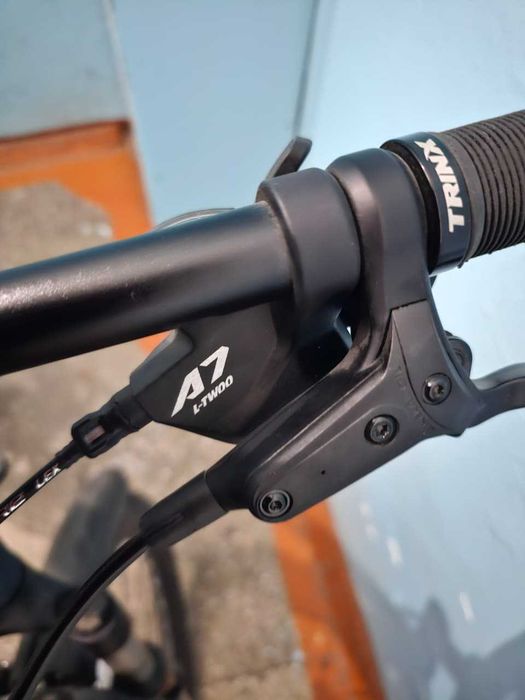 Trinx M1000 Elite 27.5