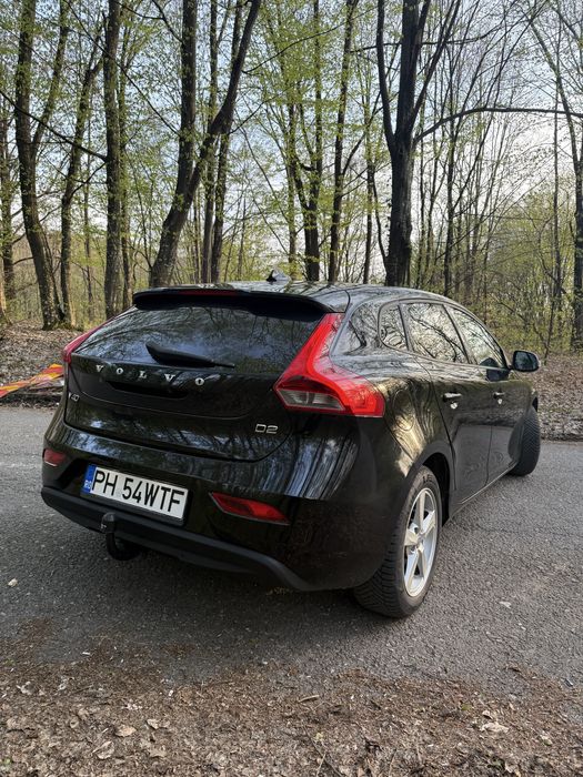 Volvo V40 D2 2013