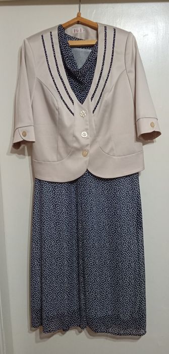 Продам женские вещи