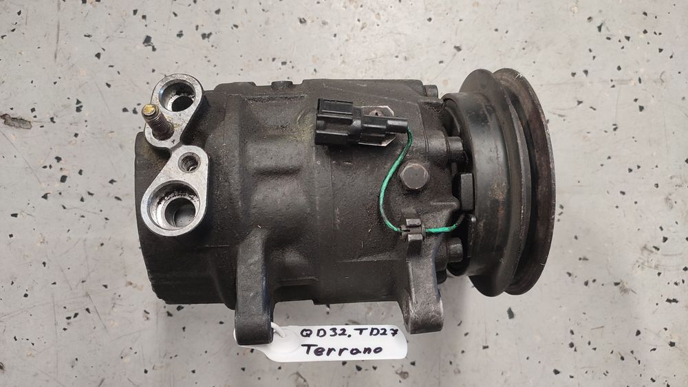 Компрессор кондиционера Nissan Terrano QD32  TD27