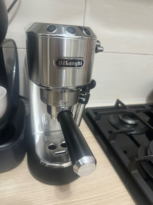 Vand  Espressor manual De'Longhi