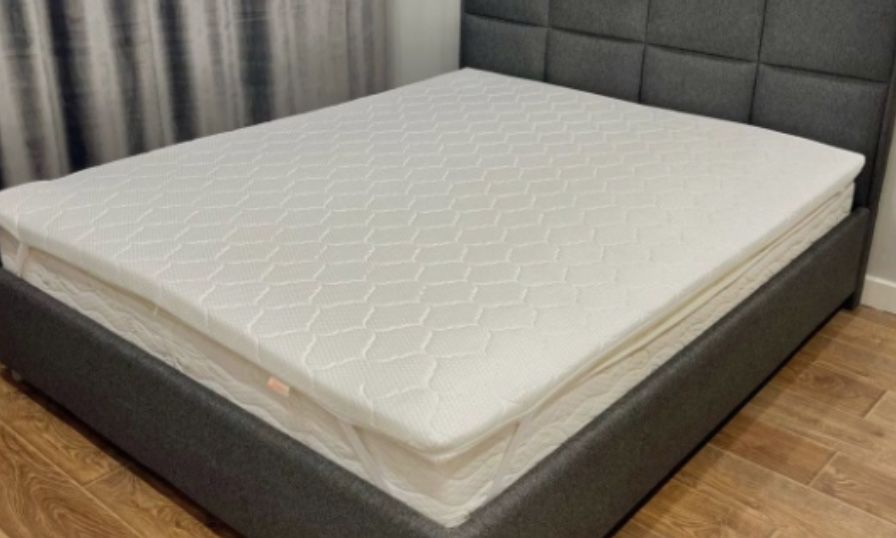 Матрас-топпер б/у