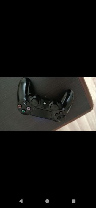 Продам прошитую PS4