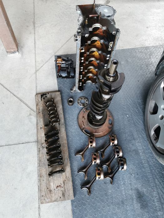 Двигател M54B22 от е60 на части