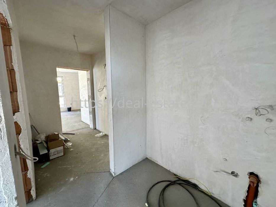 Продава се Тристаен апартамент в Благоевград, Широк център - 92 кв.м за 1000 €/кв.м - Снимка #5