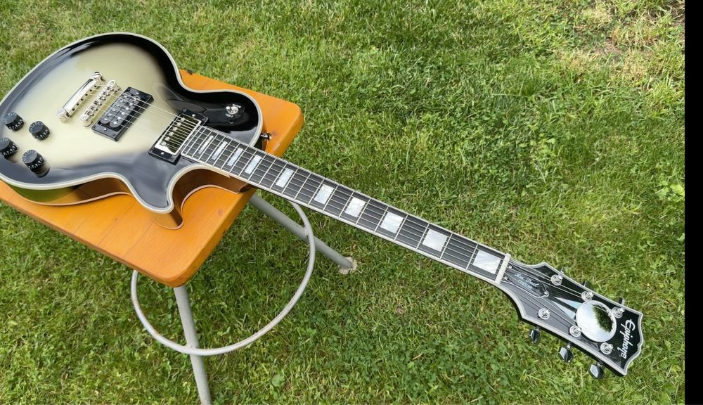 2024 Epiphone Adam Jones 1979 Les Paul Custom Antique Silverburst
