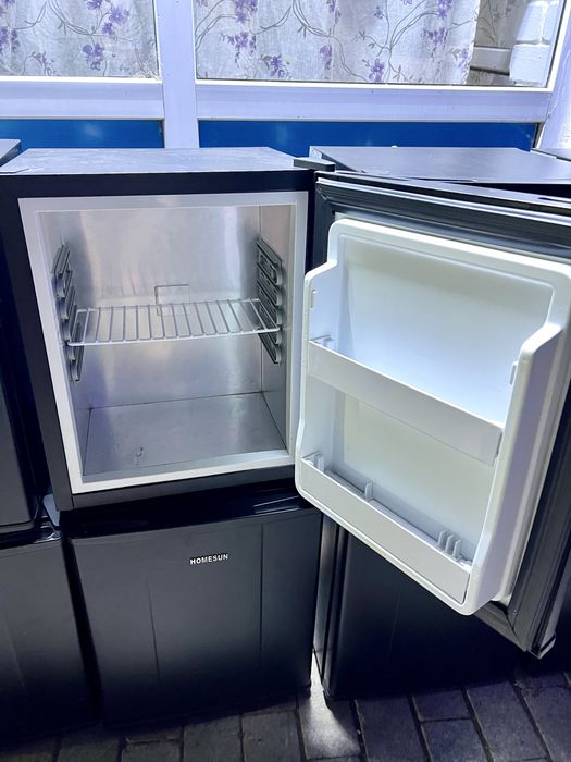 Продам Холодильник Мини Бар
