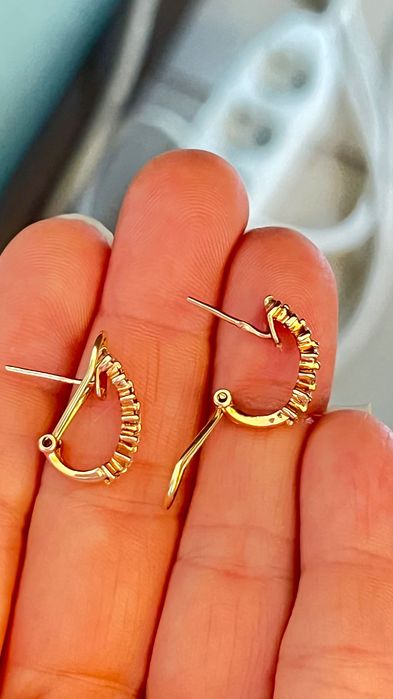 Cercei din aur cu diamante „rând de pietre”, aur 585 (14K).