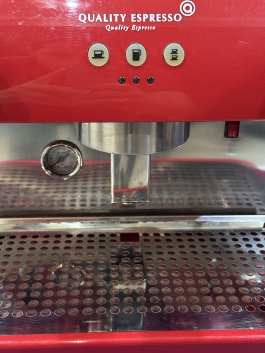 Продается красный Ferrari - Проф. Эспрессо машинка, кофе машина, coffe