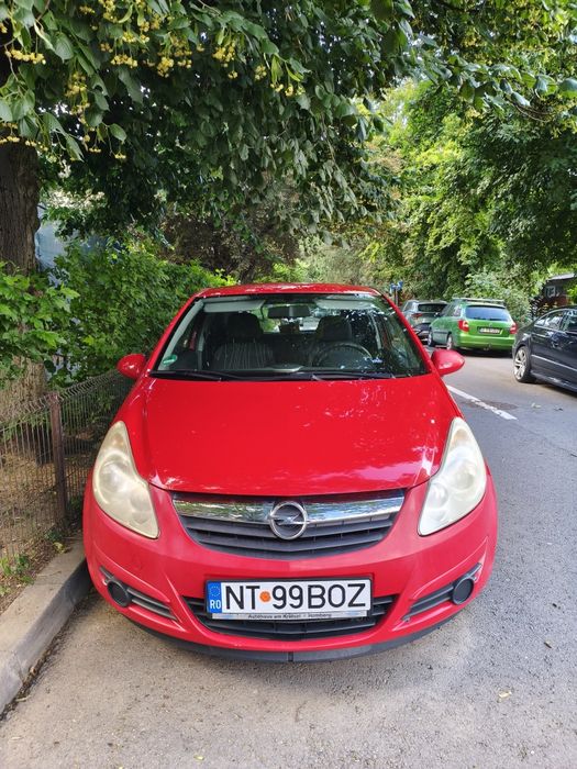 Opel Corsa D Hatchback 2007 181664km 1.0 benzina