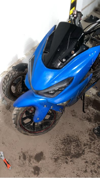 Продам мопед макси